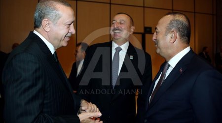 İlham Əliyevlə Ərdoğanın səmimi görüşü - FOTO