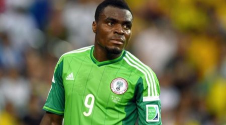 Futbolçunun evini soydular