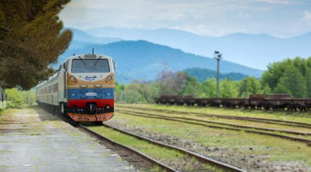 BTQ dəmiryolu ilə ilk qatar bu gün Qarsa çatdı