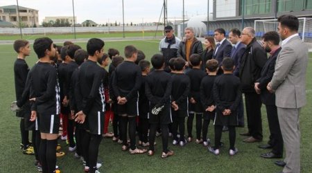 Leyla Əliyevadan gənc futbolçulara dəstək - FOTO
