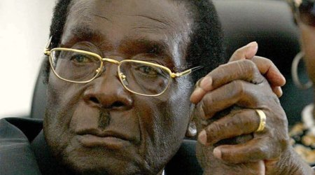 Zimbabvenin prezidenti ev dustağı oldu