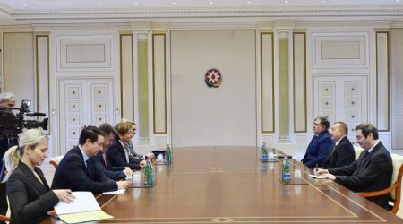 Prezident Xorvatiya baş nazirinin müavinini qəbul edib