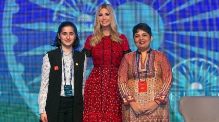 Trampın qızının 15 yaşlı Reyhanla FOTOSU