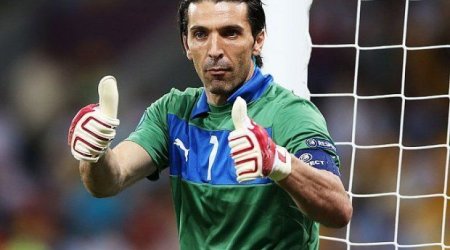 İlin ən yaxşı qapıçıları kimlərdir?