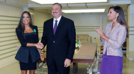 Leyla Əliyeva atasının  belə təbrik etdi - VİDEO