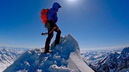 Azərbaycanda alpinistlər dağda yoxa çıxdı