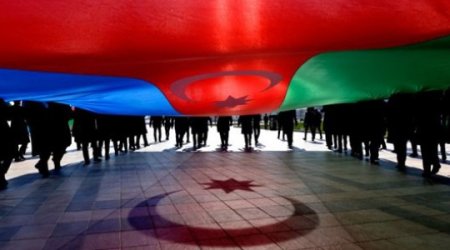 Dünya azərbaycanlıları Həmrəylik Gününü qeyd edir