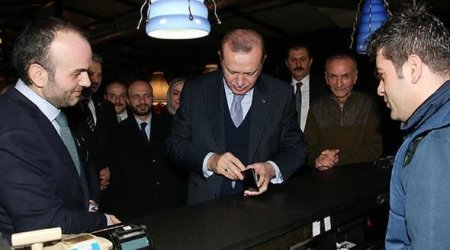 Ərdoğan restoranda xaş sifariş etdi - FOTO