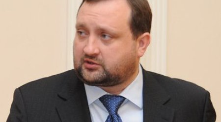 Ukrayna keçmiş baş nazirini axtarışa verdi