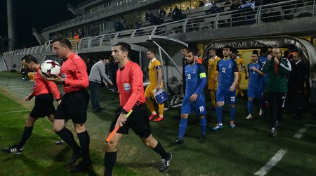 Millimiz gerilədi, rəqiblərimiz irəlilədi