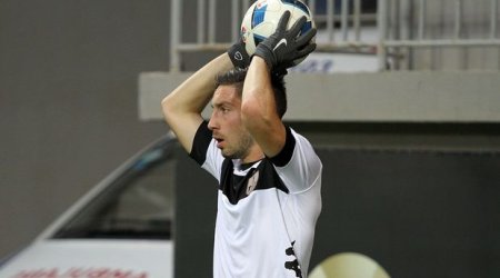 “Neftçi” avstriyalı futbolçusu ilə yollarını ayırdı