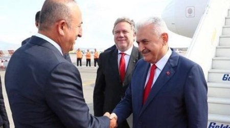 Yıldırım və Çavuşoğlu Bakıya gəlir