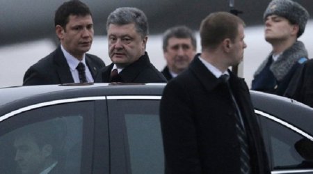 Poroşenkonun korteji təqaüdçü kişini vurub