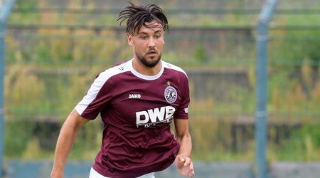 Azərbaycanlı futbolçunun dizi çatlayıb