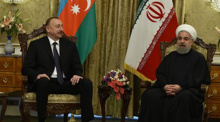 Əliyevə növbəti təbrik Ruhanidən gəldi