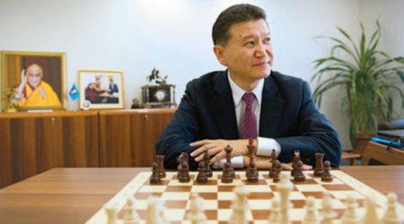FİDE prezidenti Şəmkirə gəlir