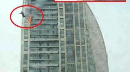 Yanan “Trump Tower”dən bir nəfər özünü atıb - DƏHŞƏTLİ GÖRÜNTÜ