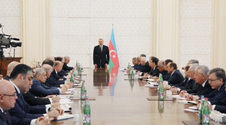 Məmurlara fantastik maaş təklif edildi – Səbəb