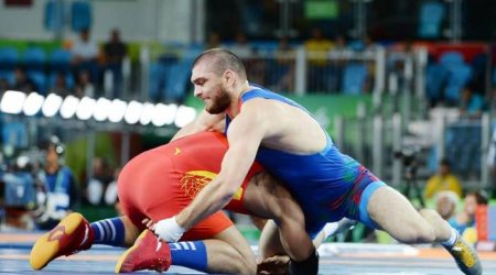 Азербайджанские борцы победили армян со счетом 16:1