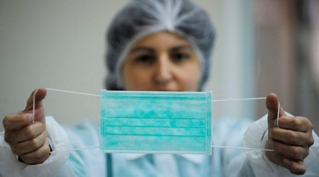 Bakı sakinlərinə tibbi maska taxmaq məsləhət gördülər