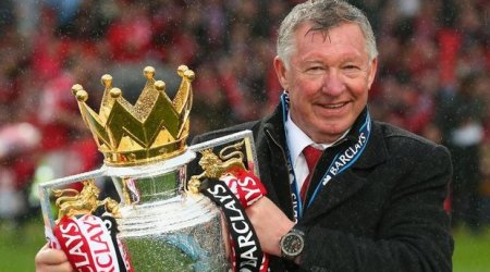 Aleks Ferqyuson komadan ayrıldı