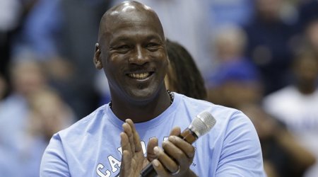 İdmançının maykası 48 min dollara satılıb