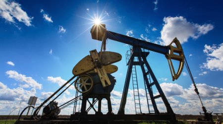 Нефти предрекли цену 100 долларов за баррель