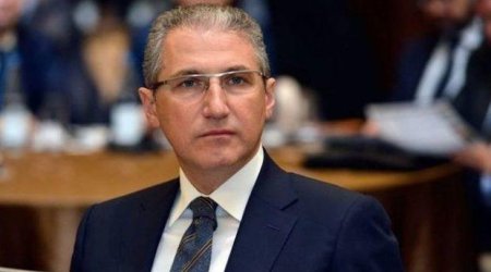 Yeni nazir bu vəzifəsindən istefa verdi