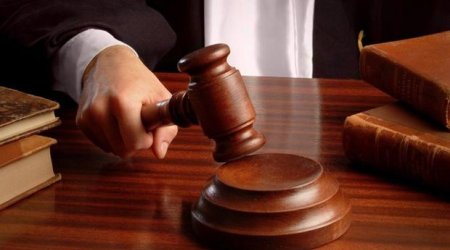 Prezident hakimlərin maaşını artırdı