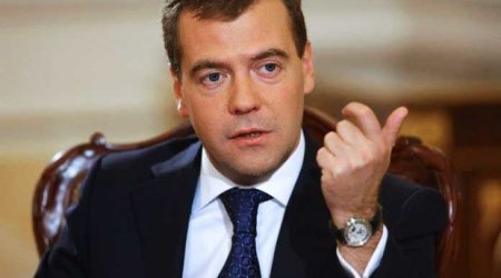 Medvedev İlham Əliyevə məktub ünvanladı