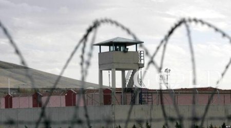 Bakıda həbsxanada silahlı insident: yaralanan var