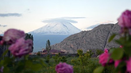 Необычайной красоты облако накрыло вершину самой высокой в Турции горы - ФОТО 