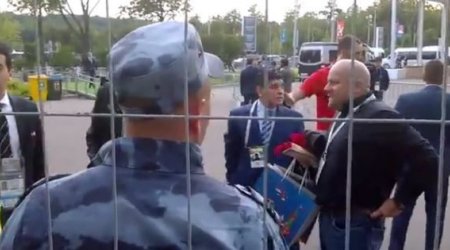 Maradona stadionun ərazisinə buraxılmadı - VİDEO