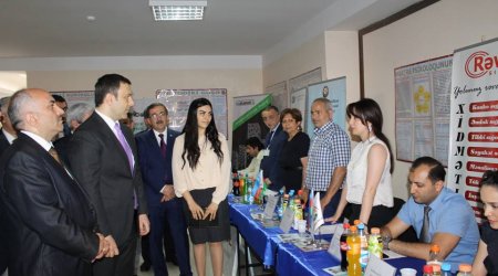 Köçkünlər üçün əmək yarmarkası keçirilib