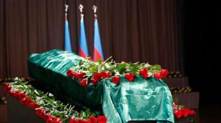 Eyni ayda, eyni yaşda öldülər - Vəzifədə ikən dünyasını dəyişən məmurlar