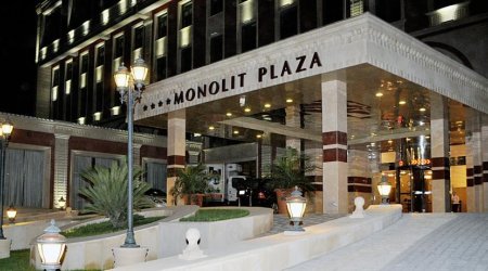 Bakıda məşhur restoran yanır