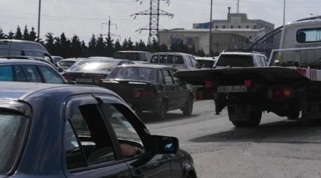 Bakı-Sumqayıt yolu iflic oldu  - VİDEO