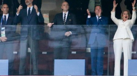 Medvedevin xanımı futbolda emosiyalarını cilovlaya bilmədi (VİDEO)