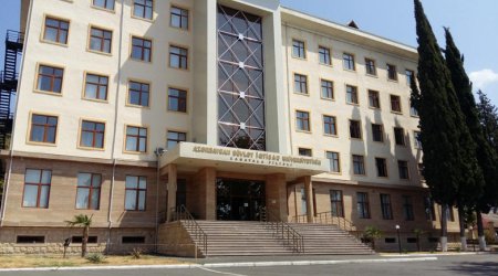 Bu universitetin filialında təhsil haqları azaldılıb