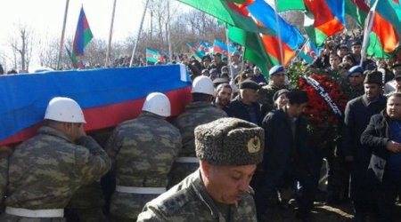 Şəhid Akşin Abdullayevin nə atası vardı, nə qardaşı... — VİDEO