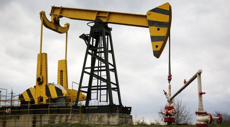 Нефть подешевела
