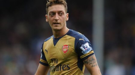 Məşhur şirkət Özilə qadağa qoydu