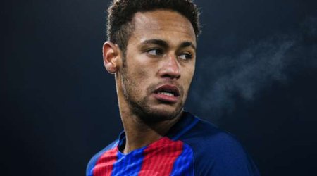 Neymar: Meydanda bunu həqiqətən edirəm