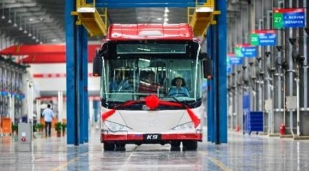 Bu ölkədə avtobuslarda gediş haqqı ləğv edildi