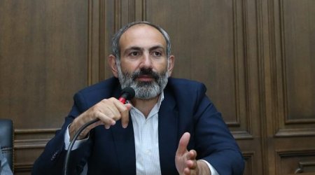 Paşinyan Nazarbayevə zəng etdi