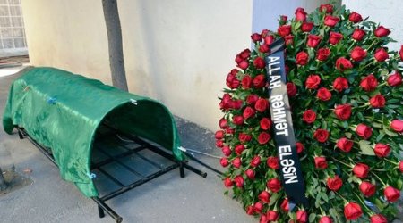 Azərbaycanlı tanınmışa AĞIR İTKİ ÜZ VERDİ 