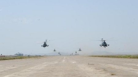 Azərbaycan Xəzərdə döyüş təliminə başladı