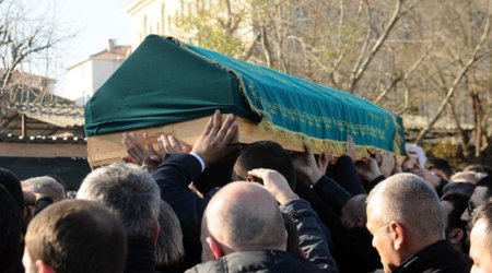 Xalq artistinə ağır itki 