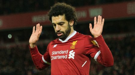 “Liverpul” Salahı polisə təslim etdi