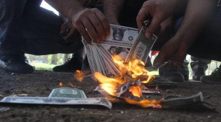 Türklərdən ağlasığmaz boykot - VİDEO